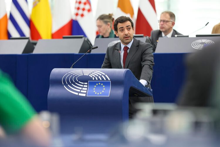 1671009203295 20221214 EP 141747 A AR2 EVD 043 MOBILE